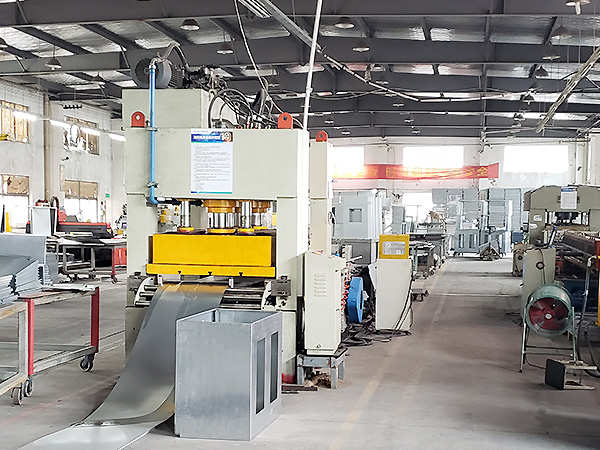 瑞斯達(dá)制造車(chē)間